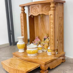 Bàn Thần Tài Phúc Lộc Thọ cột vuông câu đối HT-1039 2 Bàn thờ Ông Địa gỗ tự nhiên khắc câu đối ý nghĩa
