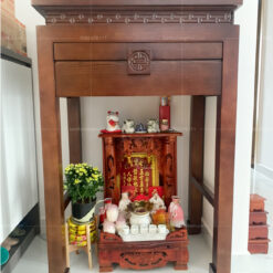 Bàn thờ HT-171 kết hợp cùng bàn thờ thần tài giúp tối ưu diện tích cho gia đình