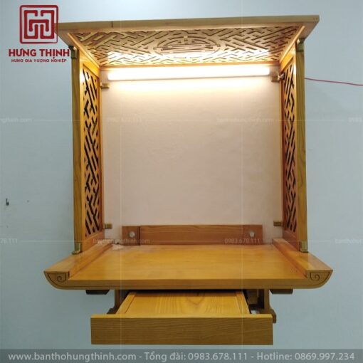 Phong cách hiện đại - bàn thờ gỗ HT-213 cho không gian thờ thêm phần trang trọng