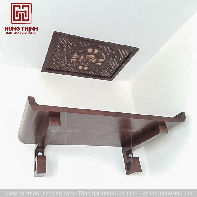 HT-099 mẫu bàn thờ treo tường với thiết kế mới mẽ, hiện đại, sang trọng là sự lựa chọn hoàn hảo dành cho các căn hộ có diện tích nhỏ