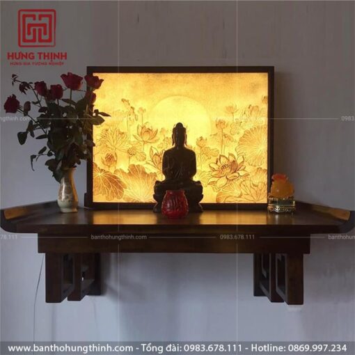 Bàn thờ Phật HT-462 kết hợp cùng tranh trúc chỉ hoa sen vô cùng tinh tế, sang trọng